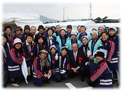 神田愛知県知事とクラブ員の皆さん